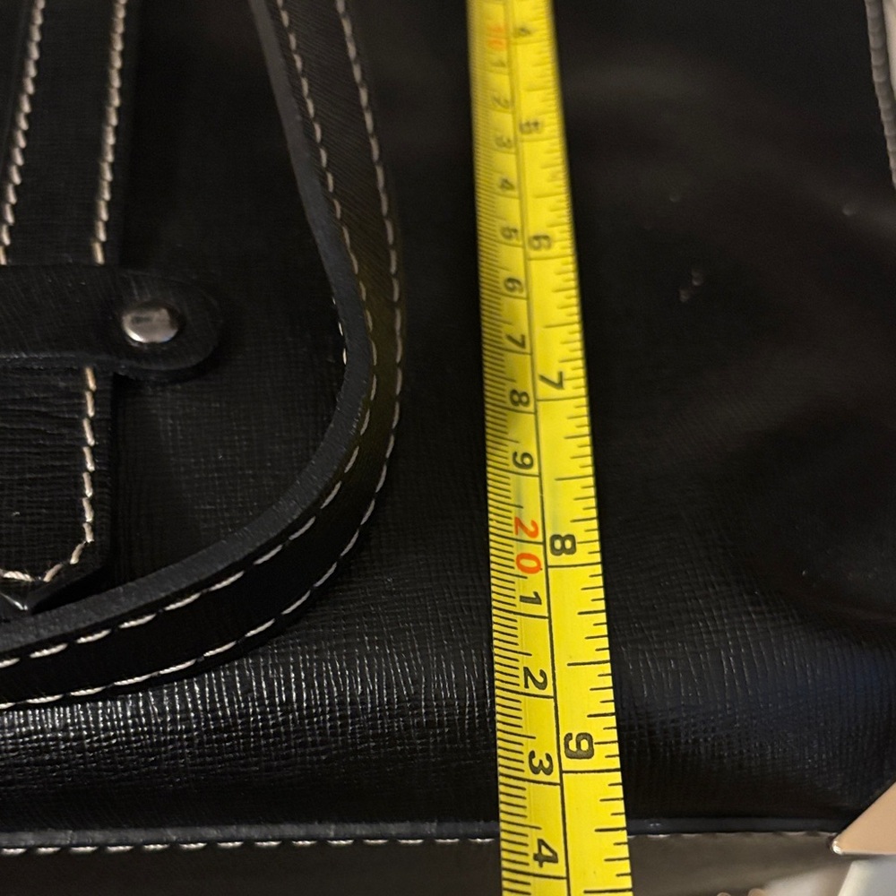 Alberta Di Canio Black Leather Shoulder Bag - Picture 8 of 8